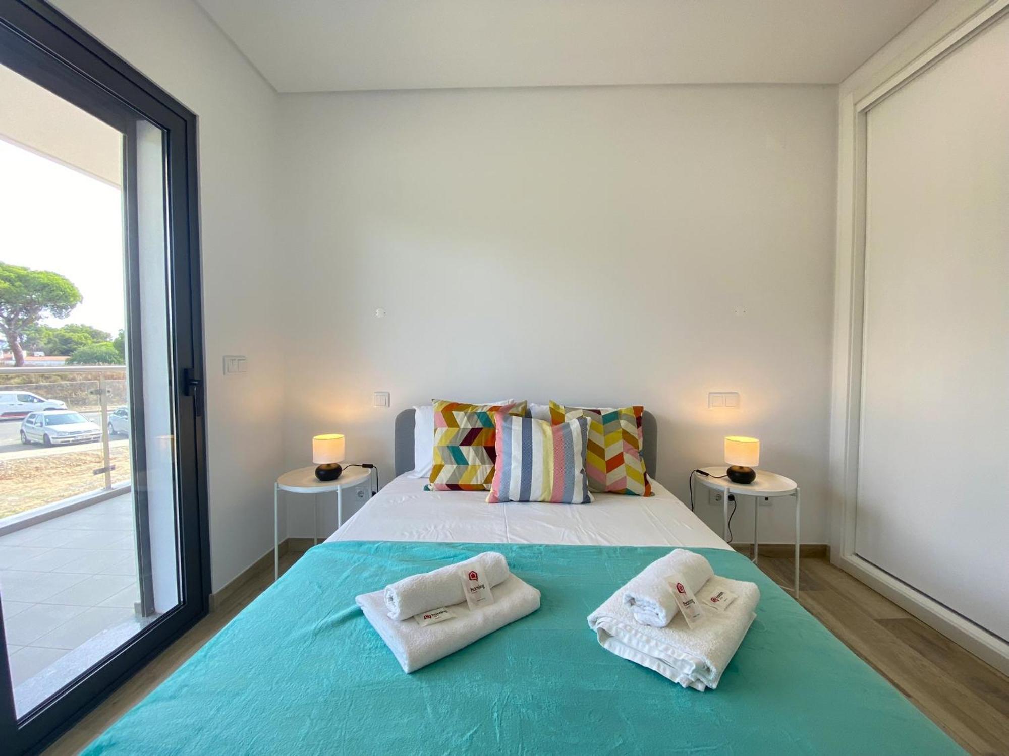 Appartement Quarteira Modern By Homing Extérieur photo